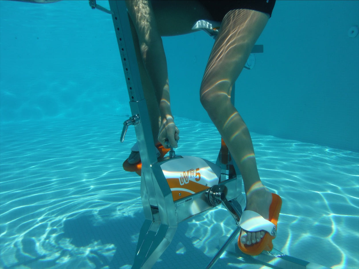 Aquabike Profissional Waterflex WR5 – Performance em Alumínio para Piscina