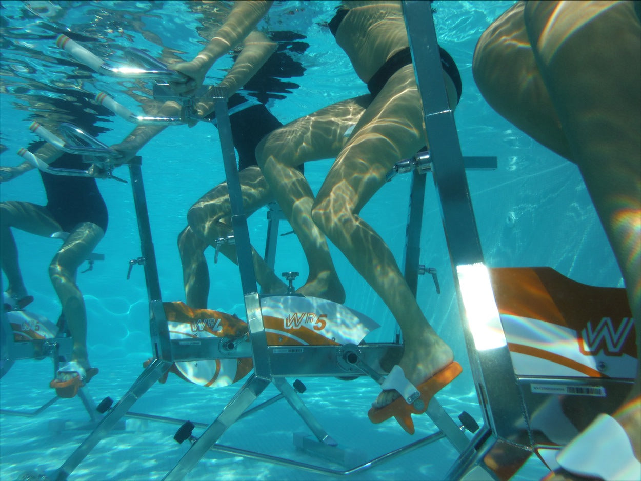 Aquabike Profissional Waterflex WR5 – Performance em Alumínio para Piscina