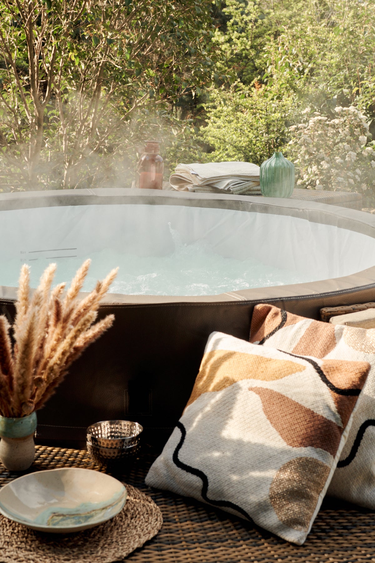 Spa Semirrígido - Conjunto NetSpa Vita Premium + Mobiliário Completo (5 Unidades) – Spa Semirrígido 6 Pessoas