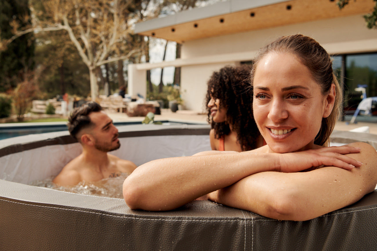 Spa Semirrígido - Conjunto NetSpa Vita Premium + Mobiliário Completo (5 Unidades) – Spa Semirrígido 6 Pessoas