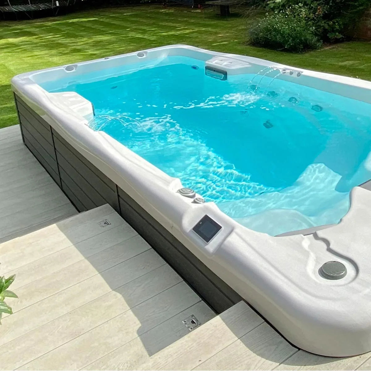 Swimspa Amazonas Life W-Flo Wellis – Piscina de Treino com Contra-Corrente W-Flow