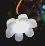 Candeeiro LED Loop Plus – Iluminação Inteligente e Resistente com 10h de Autonomia