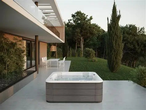 Spa AstralPool Malea (1,98m x 1,98 x 0,74m) – 5 Lugares, 44 Jatos, Design Portátil & Áudio 2.0